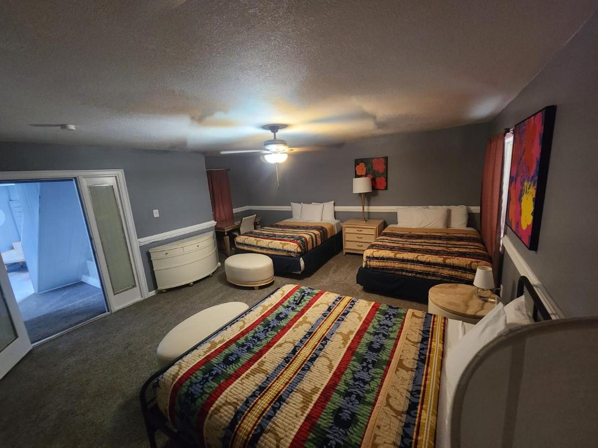 Super Large East Memphis 23 Bedsヴィラ エクステリア 写真